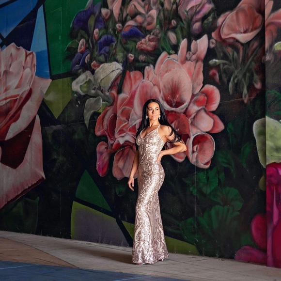 Meet your Posher, Amy - Picture 2 of 11